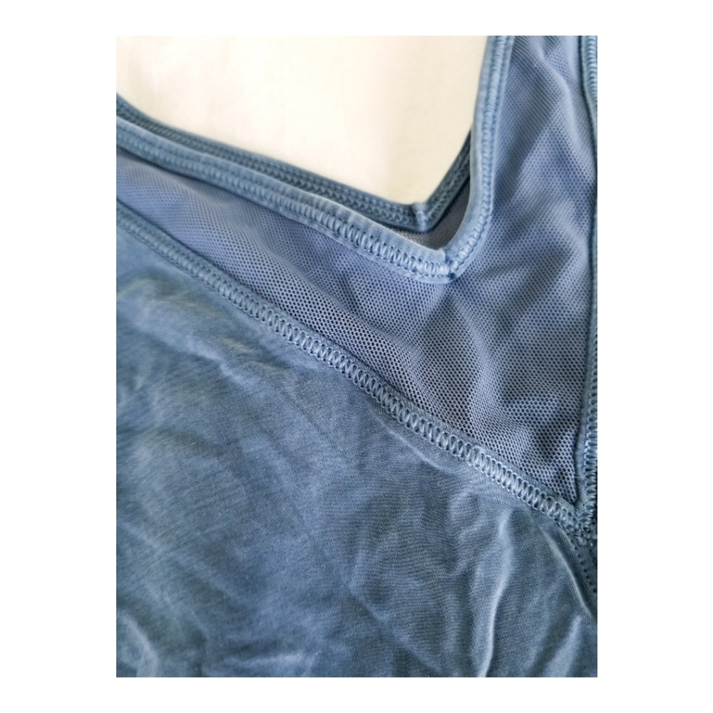 Lululemon Tank - Picture 2 of 3